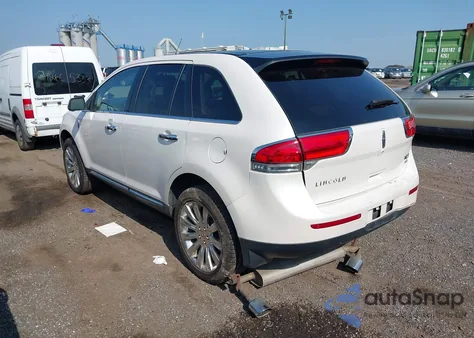 2015 Lincoln Mkx z USA, uszkodzony, nr VIN 2LMDJ8JK4FBL26856